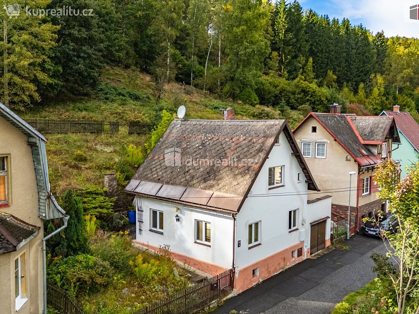 Prodej  rodinného domu 120 m^2 B. Němcové, Kraslice 