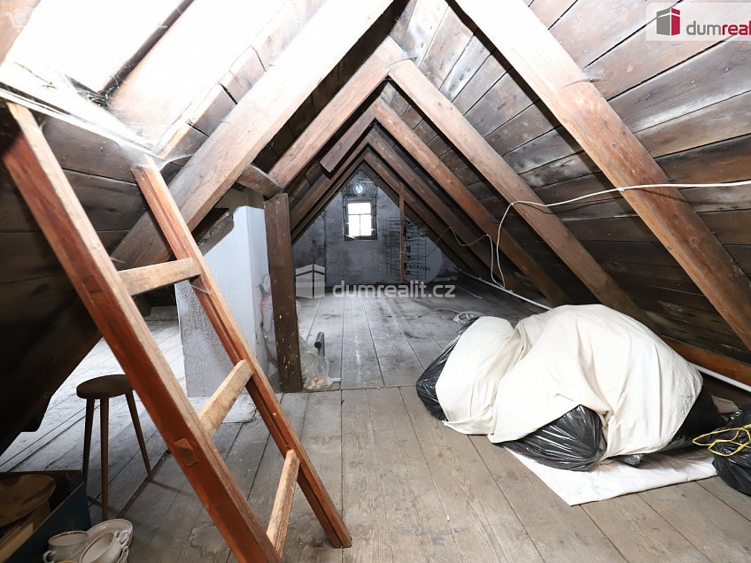 Prodej  rodinného domu 120 m^2 B. Němcové, Kraslice 