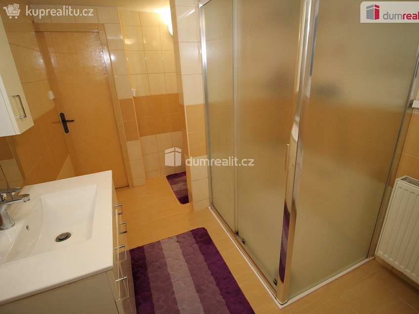 Prodej  rodinného domu 120 m^2 B. Němcové, Kraslice 