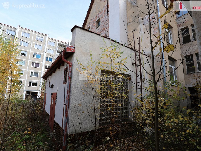 Prodej  komerční reality 1600 m^2 Pod nádražím, Kraslice 