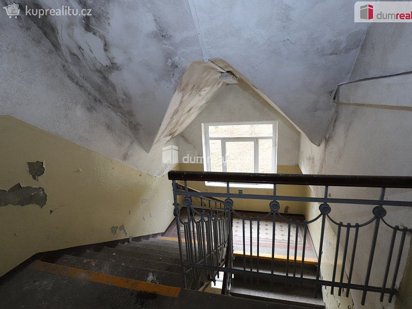 Prodej  komerční reality 1600 m^2 Pod nádražím, Kraslice 