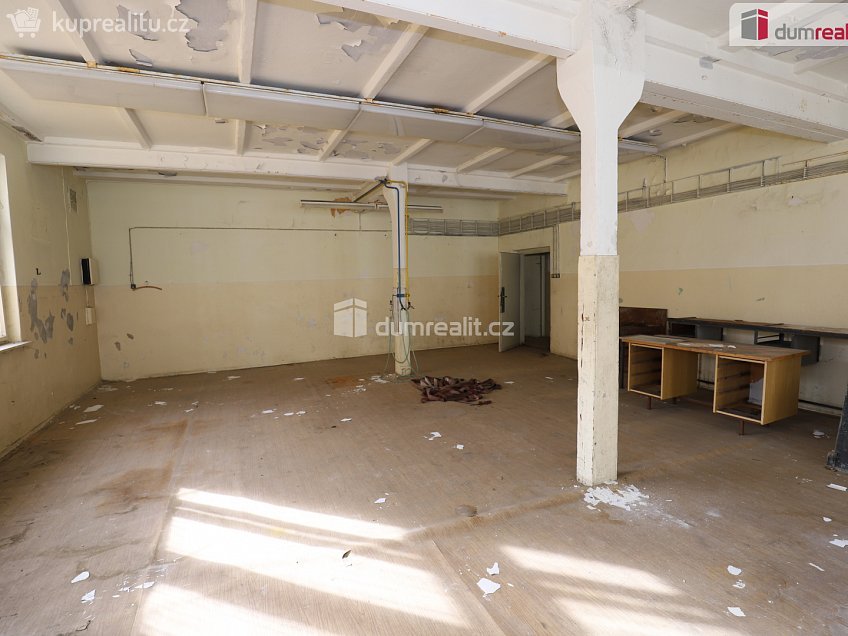 Prodej  komerční reality 1600 m^2 Pod nádražím, Kraslice 