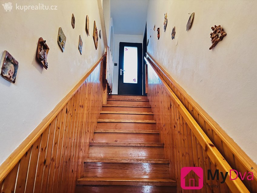 Prodej  rodinného domu 230 m^2 Pasohlávky, Pasohlávky 