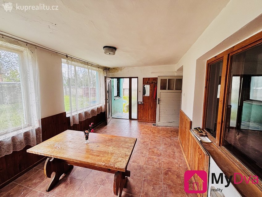 Prodej  rodinného domu 230 m^2 Pasohlávky, Pasohlávky 