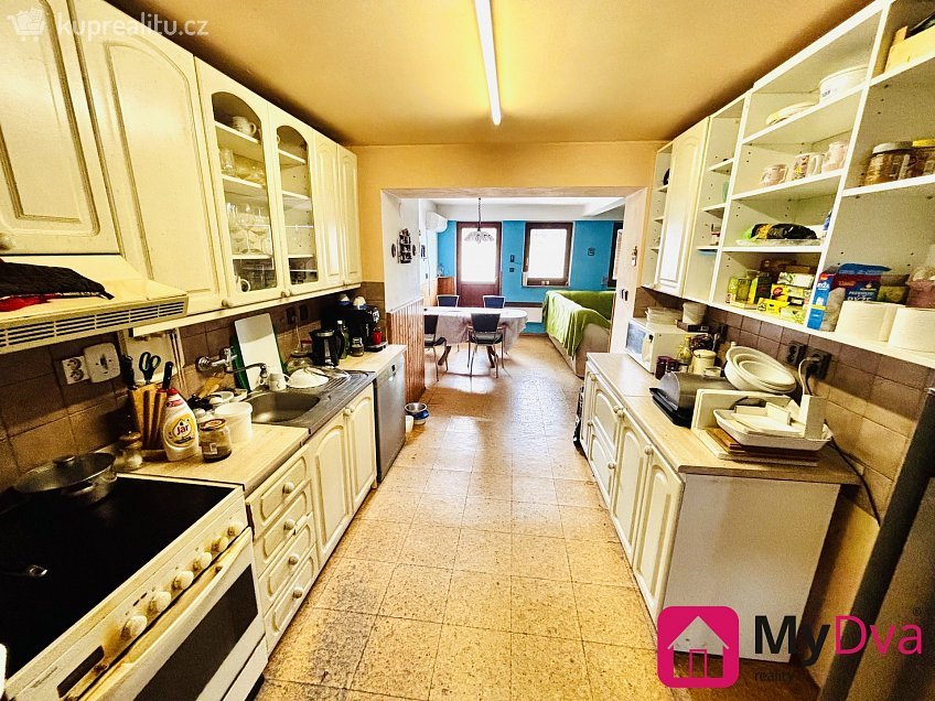 Prodej  rodinného domu 230 m^2 Pasohlávky, Pasohlávky 