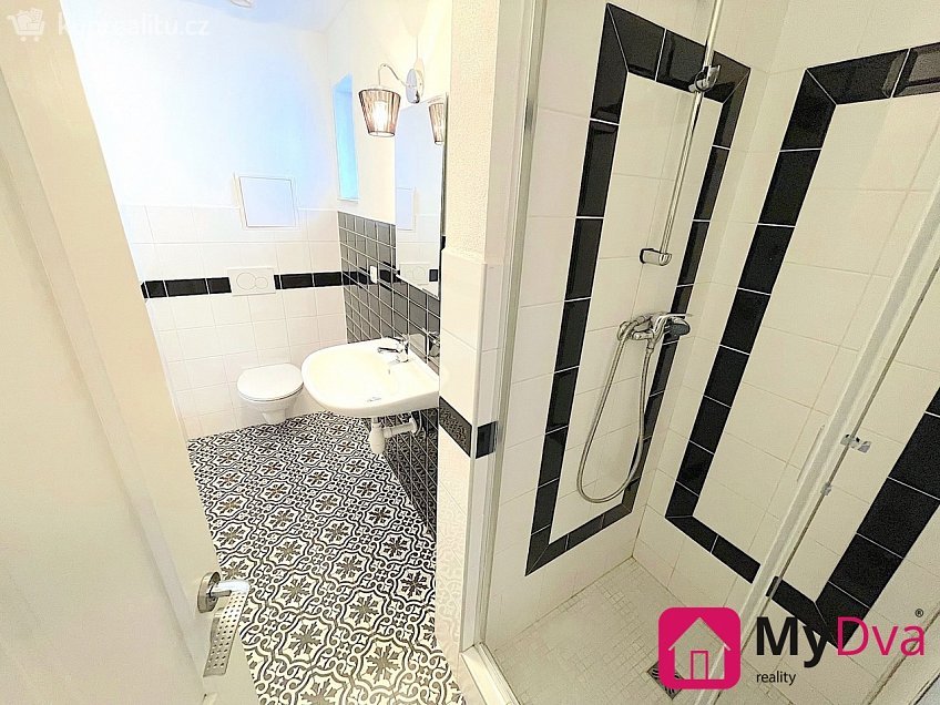 Pronájem bytu 3+kk 55 m^2 Lužická, Znojmo 