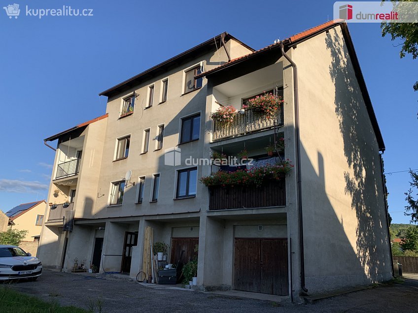 Prodej bytu 3+1 84 m^2 Všeradice, Všeradice 