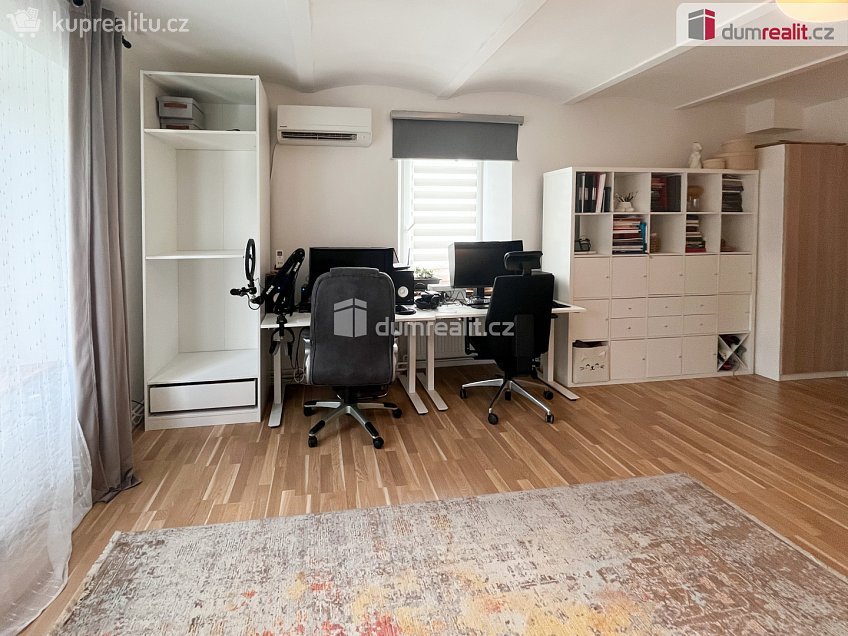 Prodej bytu 1+1 46 m^2 Kounov, Kounov 