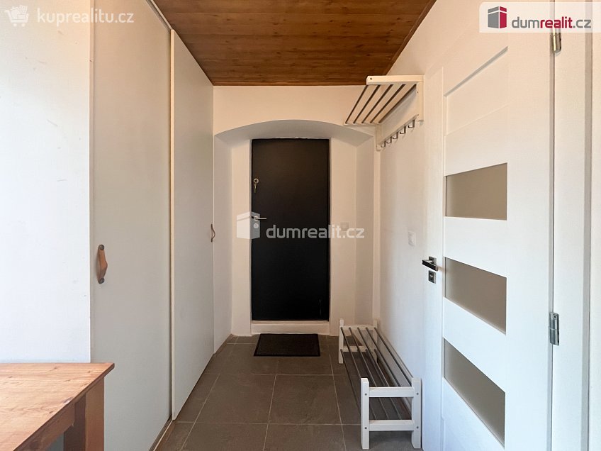 Prodej bytu 1+1 46 m^2 Kounov, Kounov 