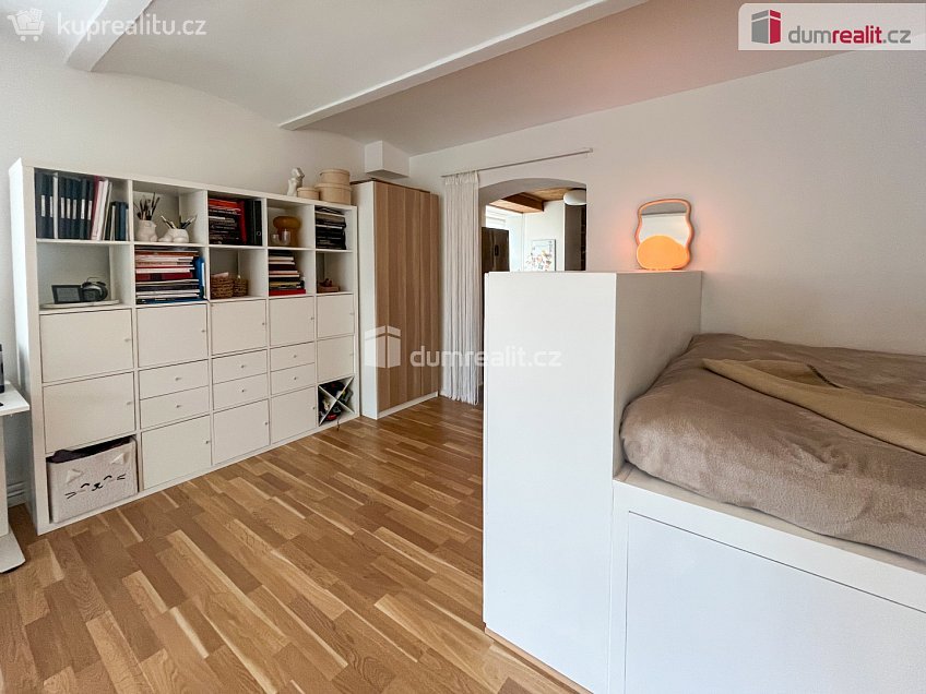 Prodej bytu 1+1 46 m^2 Kounov, Kounov 