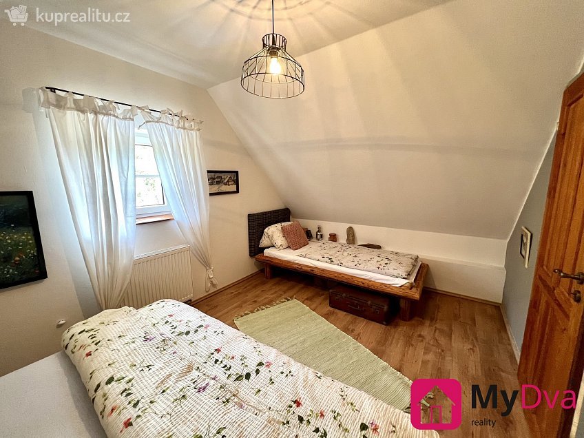 Pronájem  rodinného domu 120 m^2 Hluboké Mašůvky 79, Hluboké Mašůvky 