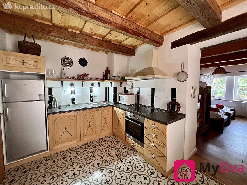 Pronájem  rodinného domu 120 m^2 Hluboké Mašůvky 79, Hluboké Mašůvky 