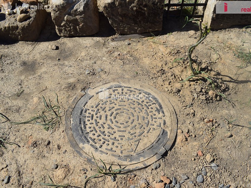 Prodej  stavebního pozemku 800 m^2 Bělá pod Bezdězem, Bělá pod Bezdězem 