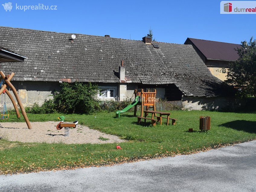 Prodej  stavebního pozemku 800 m^2 Bělá pod Bezdězem, Bělá pod Bezdězem 