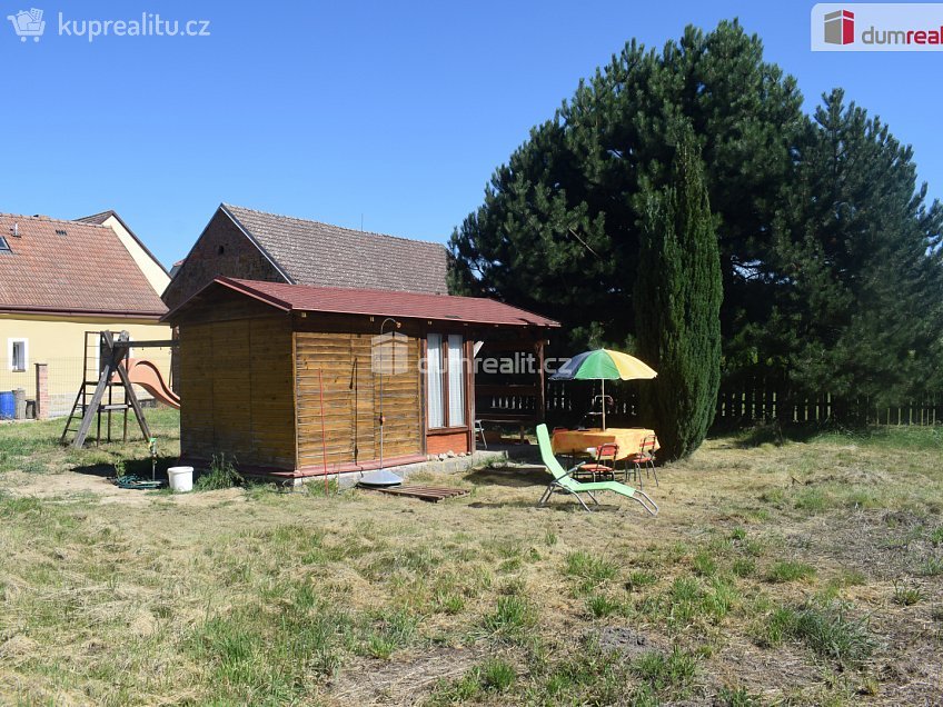 Prodej  stavebního pozemku 800 m^2 Bělá pod Bezdězem, Bělá pod Bezdězem 