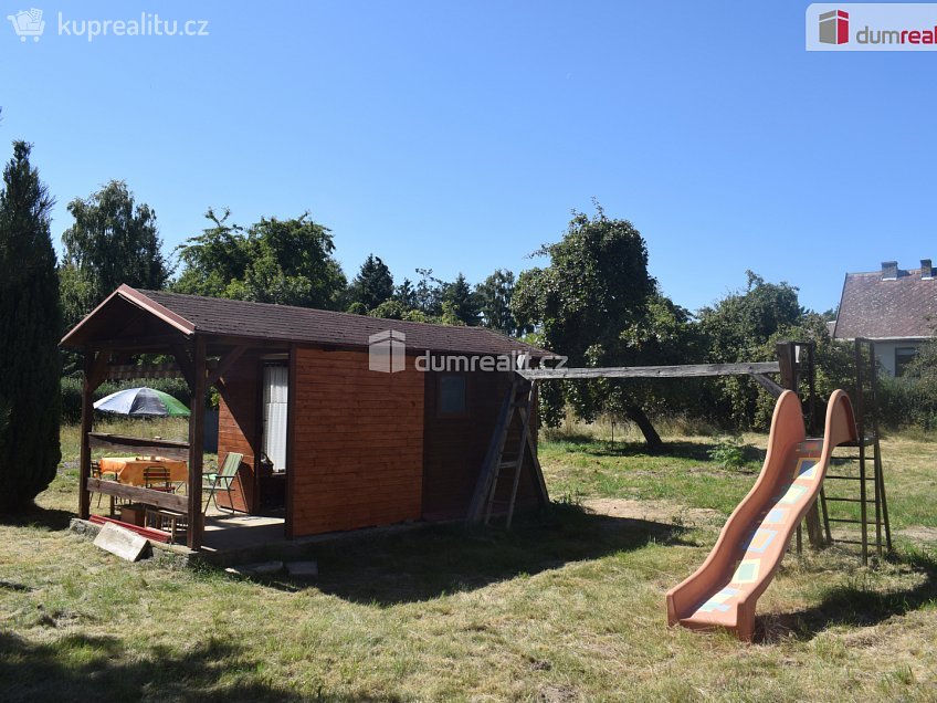 Prodej  stavebního pozemku 800 m^2 Bělá pod Bezdězem, Bělá pod Bezdězem 