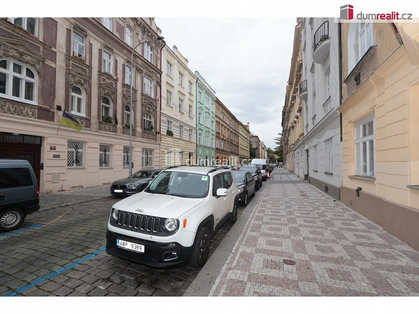 Pronájem bytu 2+kk 60 m^2 Oldřichova, Praha 2 