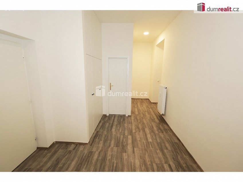 Pronájem bytu 2+kk 60 m^2 Oldřichova, Praha 2 