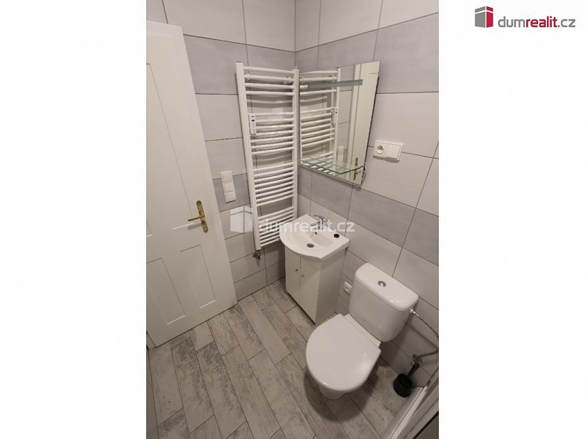 Pronájem bytu 2+kk 60 m^2 Oldřichova, Praha 2 