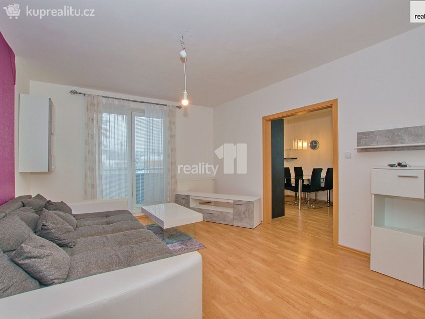 Prodej bytu 3+1 97 m^2 Dubice, Liberec 