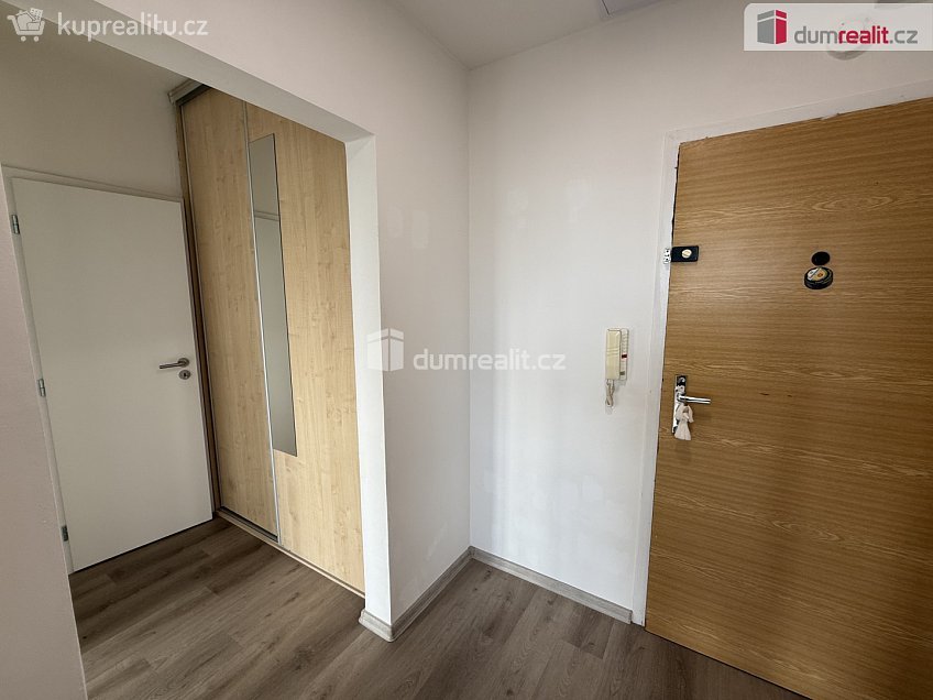 Pronájem bytu 2+kk 40 m^2 Brandtova, Ústí nad Labem 