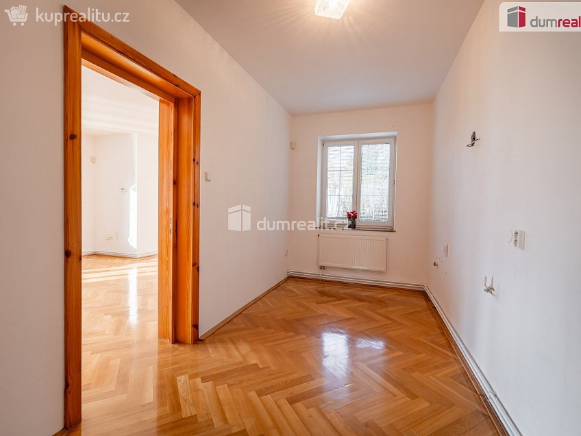 Prodej  rodinného domu 350 m^2 Viničná, Mladá Boleslav 