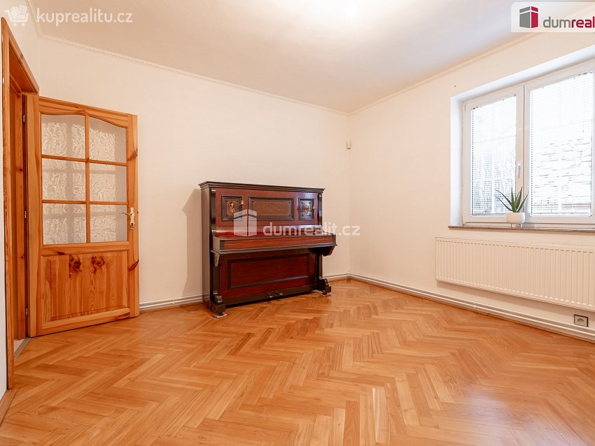 Prodej  rodinného domu 350 m^2 Viničná, Mladá Boleslav 