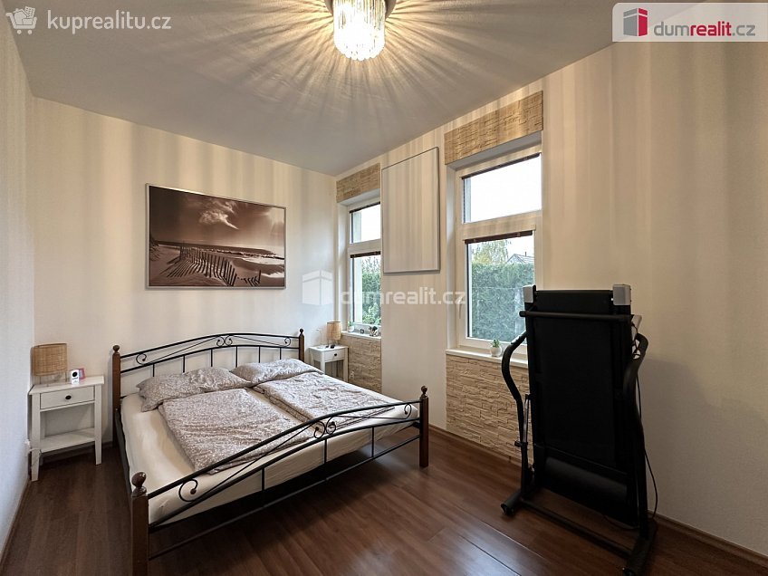 Pronájem bytu 2+kk 50 m^2 Gen. Šimka, Břeclav 