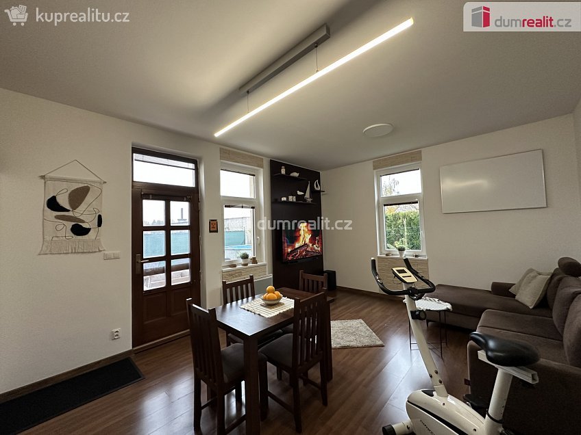 Pronájem bytu 2+kk 50 m^2 Gen. Šimka, Břeclav 