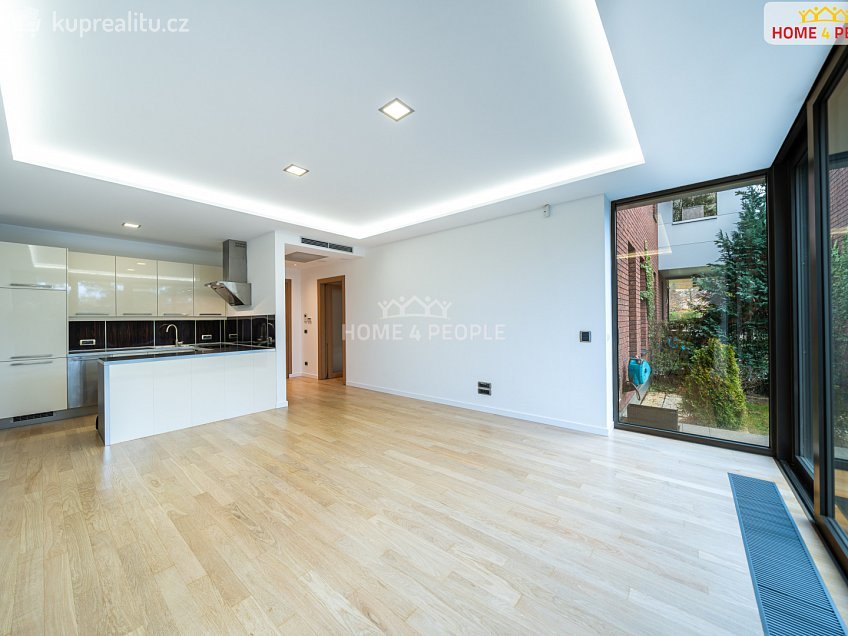 Prodej bytu 2+kk 62 m^2 Jeremenkova, Praha 4 