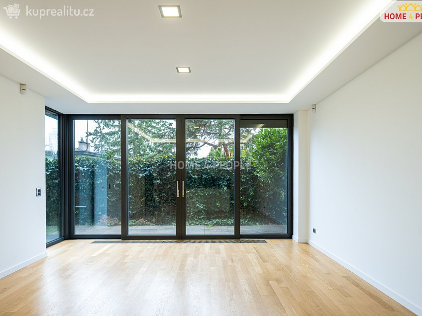 Prodej bytu 2+kk 62 m^2 Jeremenkova, Praha 4 