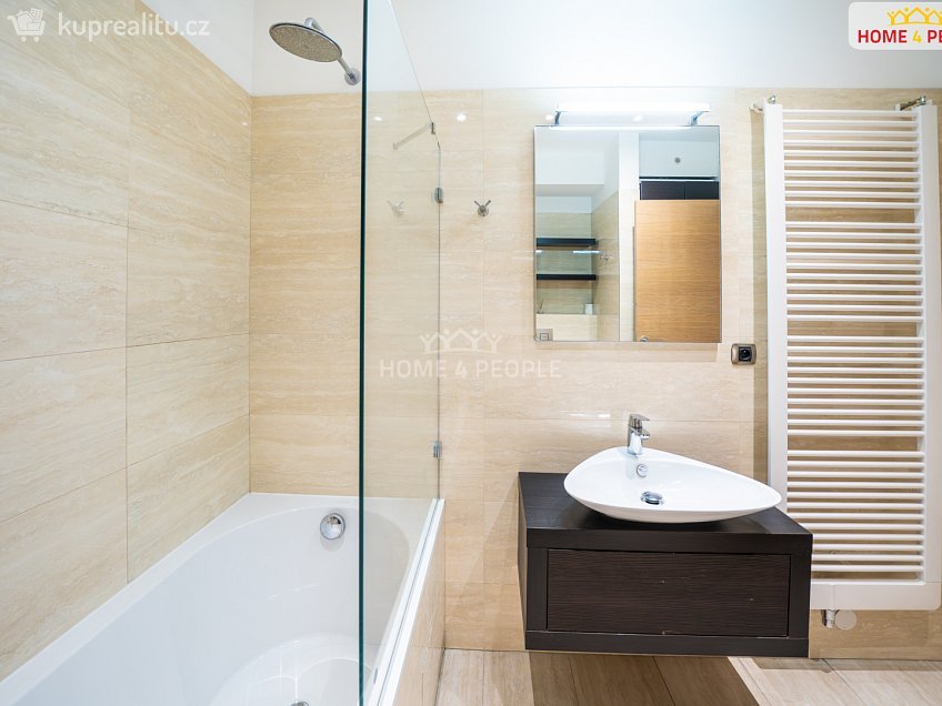 Prodej bytu 2+kk 62 m^2 Jeremenkova, Praha 4 