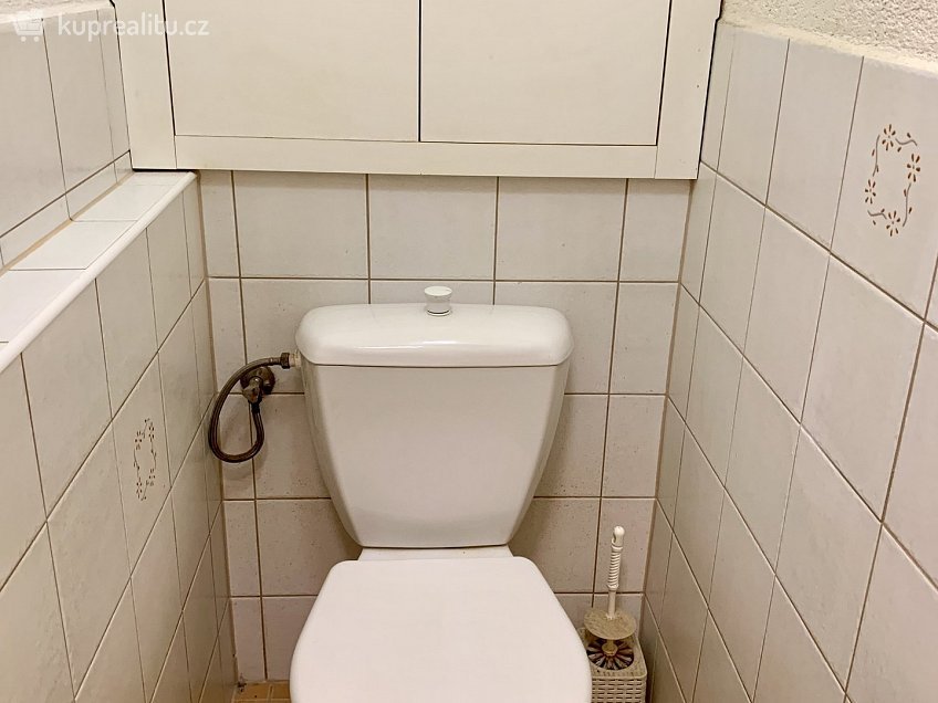 Pronájem bytu 3+1 65 m^2 Fučíkova 457, Planá 