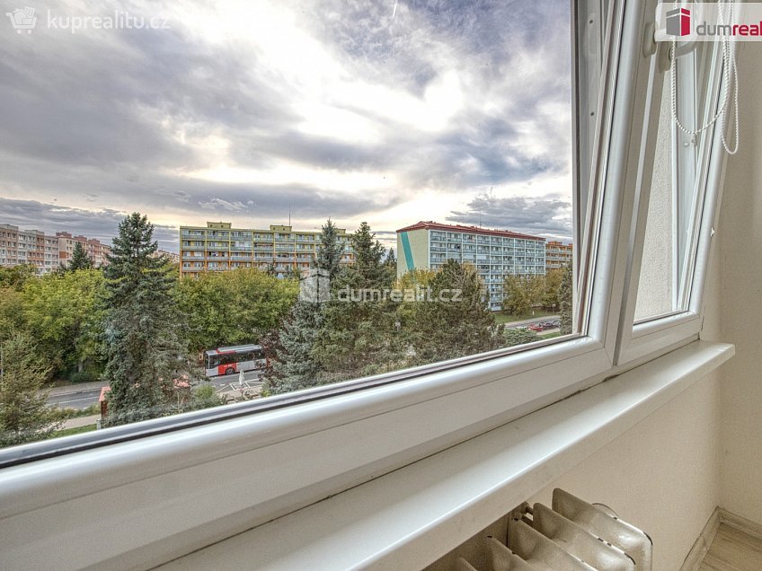 Pronájem bytu 2+kk 39 m^2 Kojetická, Neratovice 