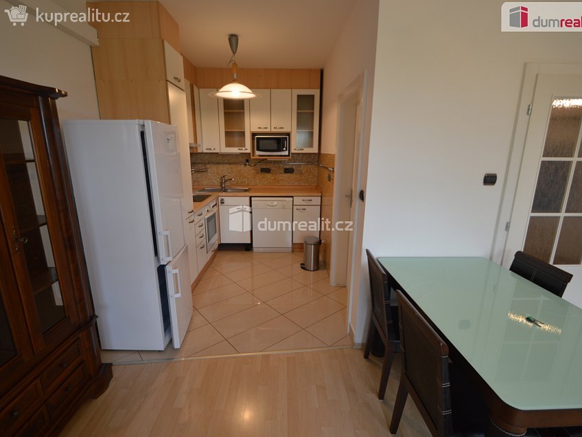 Prodej bytu 2+kk 68 m^2 Jitravská, Praha 8 