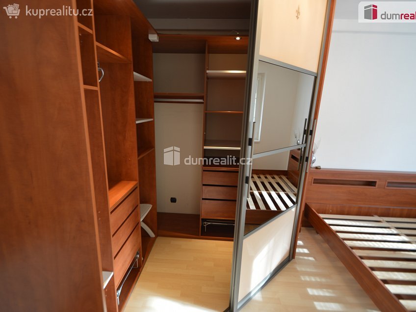 Prodej bytu 2+kk 68 m^2 Jitravská, Praha 8 