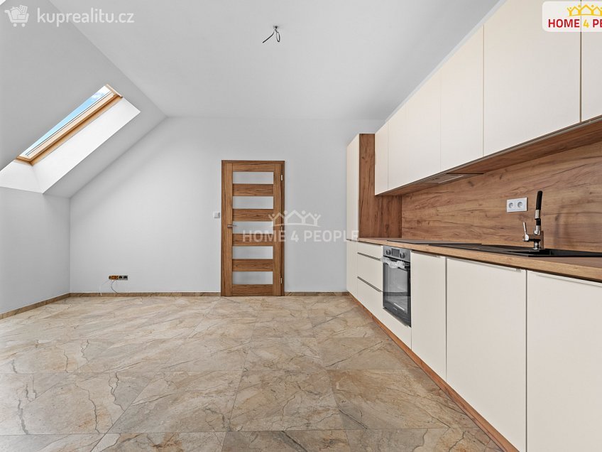 Pronájem bytu 2+kk 35 m^2 Chrášťany, Chrášťany 