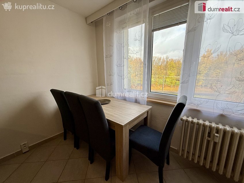 Pronájem bytu 2+1 62 m^2 Kubelíkova, Mariánské Lázně 