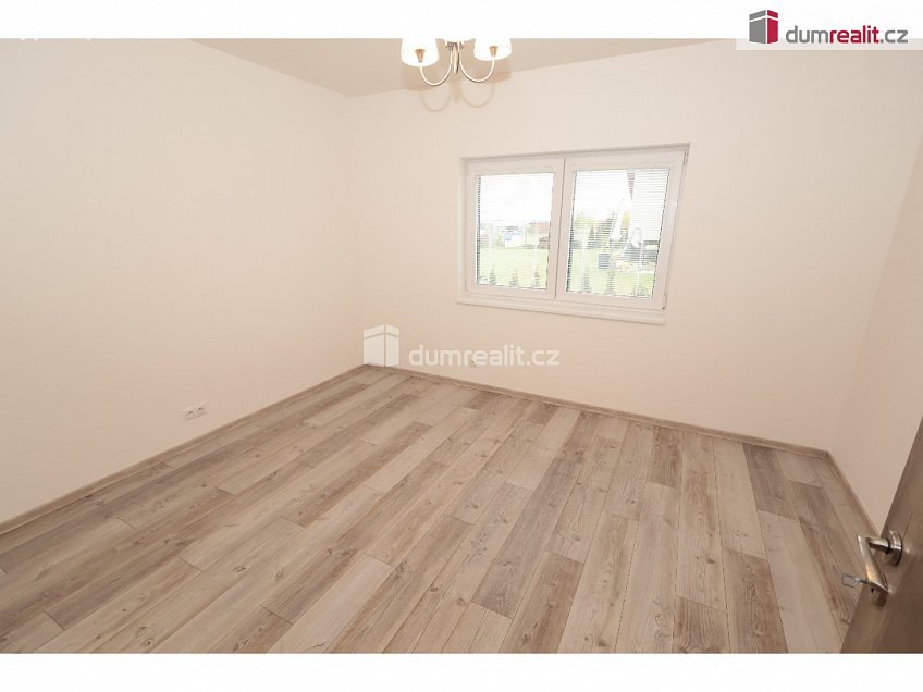 Pronájem  rodinného domu 152 m^2 Fazolová, Sibřina 