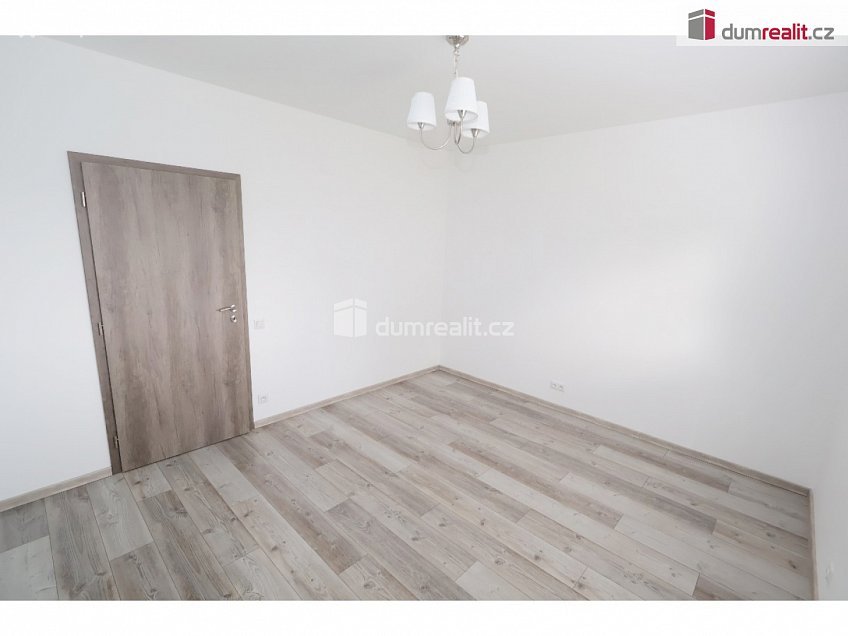 Pronájem  rodinného domu 152 m^2 Fazolová, Sibřina 