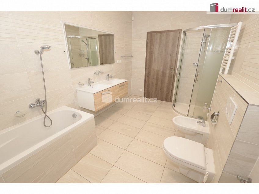 Pronájem  rodinného domu 152 m^2 Fazolová, Sibřina 