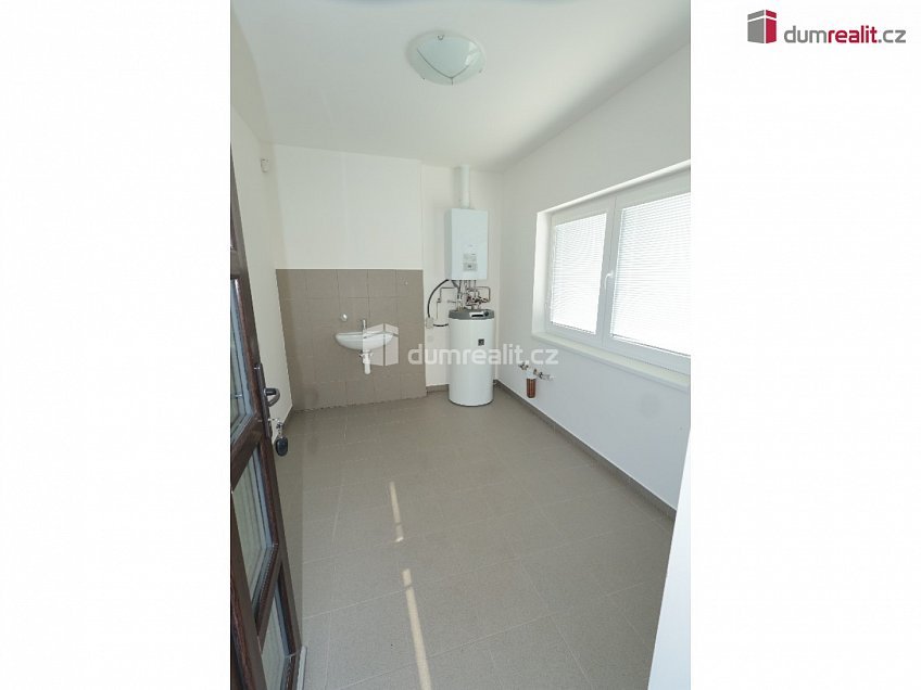 Pronájem  rodinného domu 152 m^2 Fazolová, Sibřina 