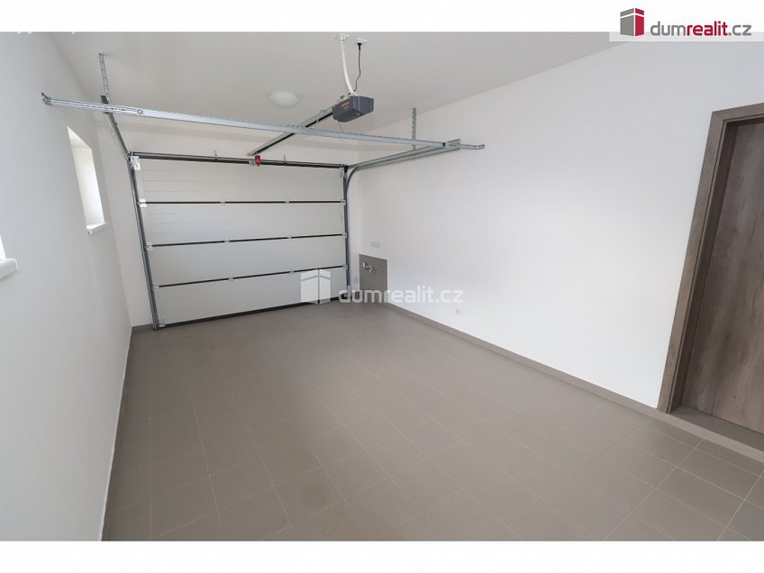 Pronájem  rodinného domu 152 m^2 Fazolová, Sibřina 