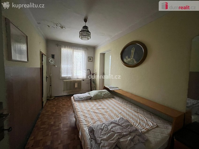 Prodej  rodinného domu 100 m^2 Karlovice, Karlovice 