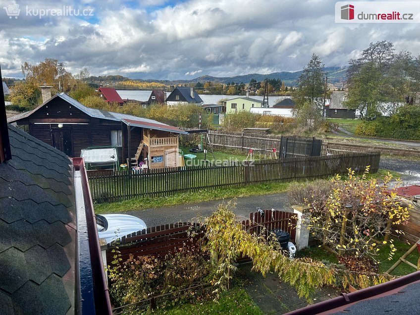 Prodej  rodinného domu 143 m^2 Hroznětín, Hroznětín 