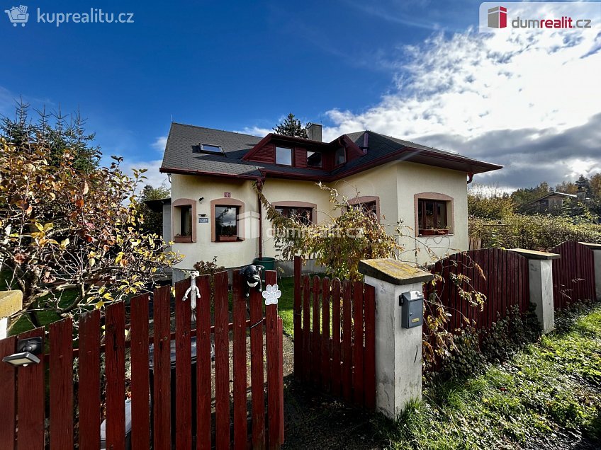 Prodej  rodinného domu 143 m^2 Hroznětín, Hroznětín 