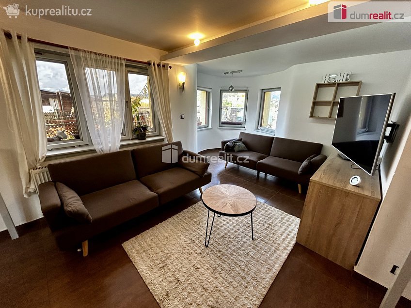 Prodej  rodinného domu 143 m^2 Hroznětín, Hroznětín 