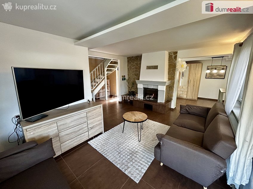 Prodej  rodinného domu 143 m^2 Hroznětín, Hroznětín 