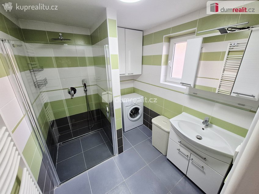 Pronájem bytu 2+kk 65 m^2 Sokolská, Roudnice nad Labem 