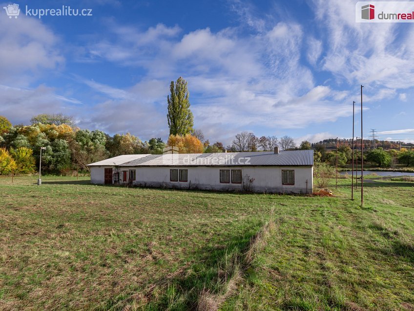 Prodej  ubytovacího zařízení 43069 m^2 Valeč, Valeč 